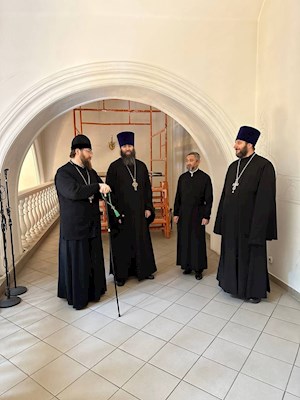 Митрополит Игнатий посетил кафедральный собор в Вольске