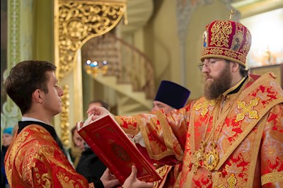 В Саратове встретили мощи святого великомученика Георгия Победоносца