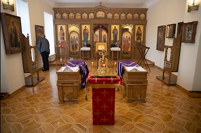 Завершилось пребывание саратовских святителей в крестовом храме епархиального управления