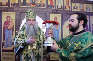 Божественная литургия в храме во имя преподобного Сергия Радонежского поселок Юбилейный г.Саратова
