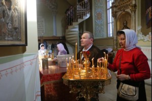 Божественная литургия в храме в честь Покрова Пресвятой Богородицы
