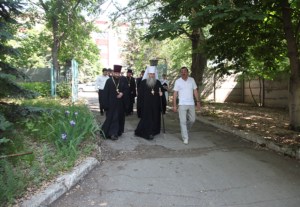 Божественная литургия в храме во имя святого апостола и евангелиста Иоанна Богослова г.Саратова