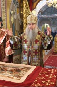 Божественная литургия в Свято-Троицком кафедральном соборе г. Саратова