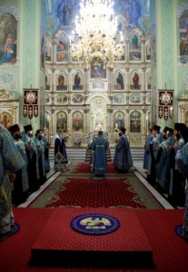 Всенощное бдение в храме в честь Покрова Пресвятой Богородицы г. Саратова