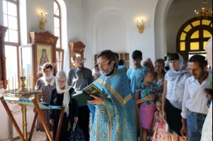 Божественная литургия в Свято-Алексиевском женском монастыре г. Саратова