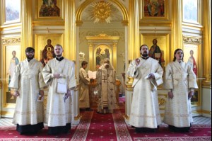 Литургия апостола Иакова на Архиерейском подворье — храме во имя святого апостола и евангелиста Иоанна Богослова при СПДС