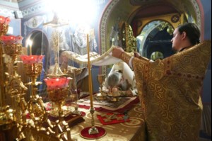 Божественная литургия в Свято-Троицком кафедральном соборе г.Саратова