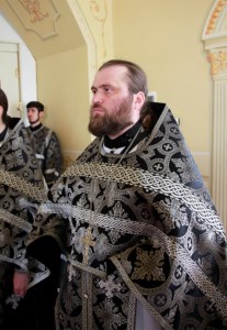 Литургия Преждеосвященных Даров на Архиерейском подворье — храме во имя святого апостола и евангелиста Иоанна Богослова при Саратовской православной духовной семинарии