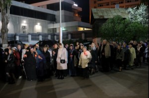 Митрополит Лонгин совершил утреню с Чином погребения