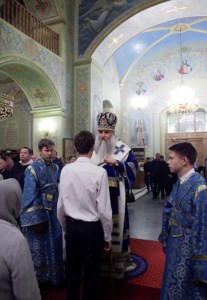 Всенощное бдение в храме в честь Покрова Пресвятой Богородицы г.Саратова