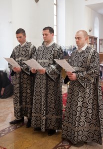 Литургия Преждеосвященных Даров, малое повечерие, утреня и первый час на Архиерейском подворье — храме во имя святых равноапостольных Кирилла и Мефодия при СГУ