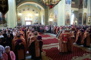 Пасхальная вечерня в храме Покрова Пресвятой Богородицы г.Саратова