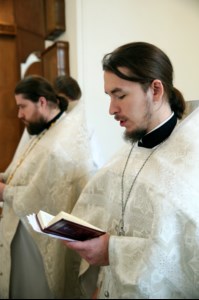Божественная литургия в храме во имя святого равноапостольного великого князя Владимира г. Саратова