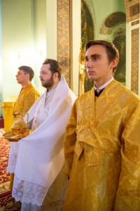 Божественная литургия в храме Сошествия Святого Духа г. Саратова