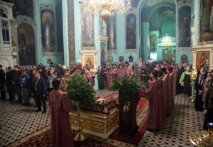 Утреня Великой Субботы с Чином погребения в храме в честь Сошествия Святого Духа г. Саратова