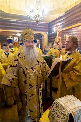 Великое освящение храма Казанской иконы Божией Матери г. Вольска и Божественная литургия в новоосвященном храме