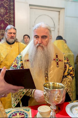Божественная литургия в храме Всех святых, в земле Русской просиявших, г. Саратова