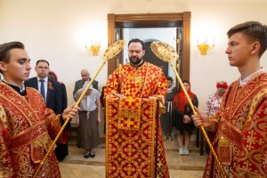 Божественная литургия в храме святого благоверного князя Александра Невского г. Саратова