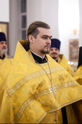 Митрополит Игнатий совершил всенощное бдение в храме Нерукотворного Образа Спасителя г. Саратова