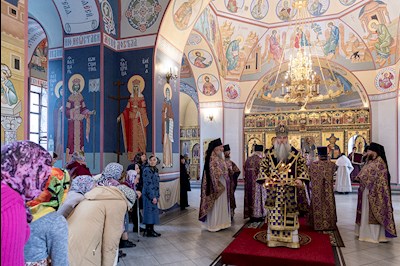 Божественная литургия в Свято-Никольском мужском монастыре г. Саратова