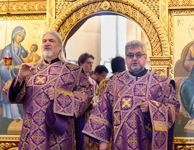Литургия в храме великомученика Георгия Победоносца г. Саратова