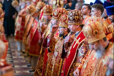 Митрополит Игнатий принял участие в Божественной литургии в Храме Христа Спасителя