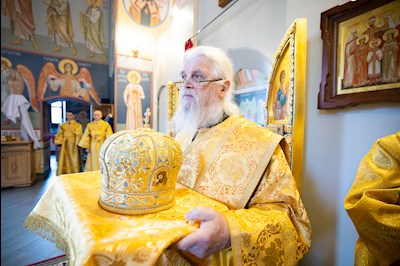 Митрополит Игнатий совершил Божественную литургию в Свято-Никольском мужском монастыре г. Саратова