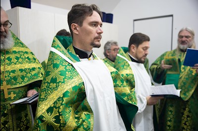 Митрополит Игнатий совершил Великое освящение храма преподобного Серафима Саровского р.п. Татищево и первую Божественную литургию в новоосвященном храме