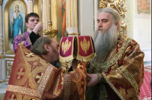 Митрополит Лонгин совершил Чин умовения ног