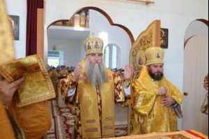Божественная Литургия в храме святых первоверховных апостолов Петра и Павла г.Красноармейска