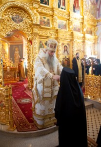 Божественная литургия в Свято-Троицком кафедральном соборе г. Саратова
