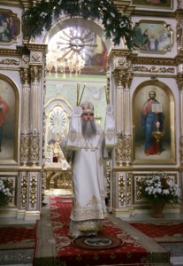 Всенощное бдение в храме в честь Покрова Пресвятой Богородицы Саратова