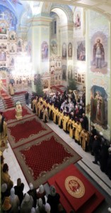 Митрополит Лонгин совершил Великую Рождественскую вечерню в Покровском храме Саратова