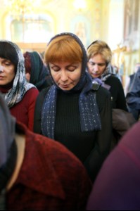 В Великий Четверг Митрополит Лонгин совершил Литургию Василия Великого и Чин умовения ног