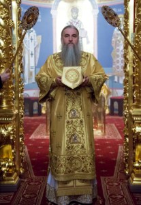 Божественная литургия и новогодний молебен в Свято-Троицком кафедральном соборе города Саратова