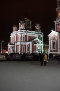Великое повечерие с чтением канона преподобного Андрея Критского в храме в честь Покрова Пресвятой Богородицы г. Саратова