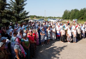 Завершился крестный ход Саратов – Вавилов Дол