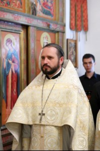 Божественная литургия в храме во имя святителя Тихона, епископа Воронежского, Задонского чудотворца г. Саратова