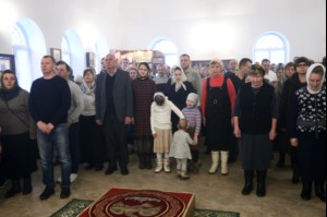 Божественная литургия в храме в честь Благовещения Пресвятой Богородицы г.Саратова