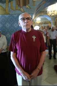Митрополит Лонгин и Епископ Пахомий совершили Божественную литургию в Троицком соборе и молебен перед главной святыней Саратовской земли — образом Спаса Нерукотворного