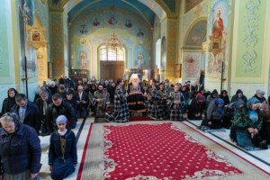 Великое повечерие с чтением канона преподобного Андрея Критского в храме Покрова Пресвятой Богородицы г. Саратова