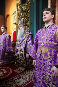 Литургия Преждеосвященных Даров в храме в честь Сошествия Святого Духа г. Саратова