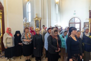 Божественная литургия в храме великомученика Георгия Победоносца г. Саратова