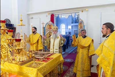 Божественная литургия в Петропавловском храме г. Аткарска