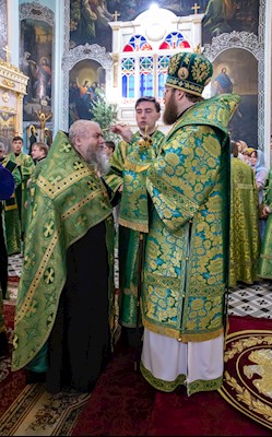 Митрополит Игнатий совершил всенощное бдение в Свято-Духовском соборе г. Саратова
