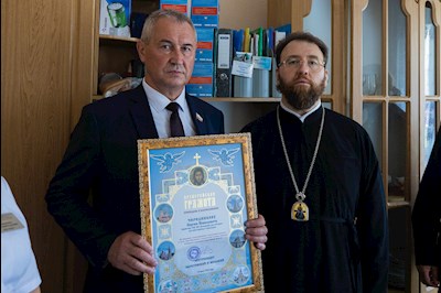 Митрополит Игнатий посетил Аткарский дом-интернат для престарелых и инвалидов