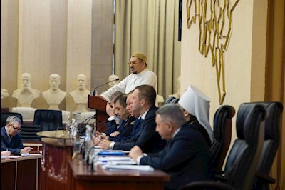 Митрополит Игнатий выступил с докладом на заседании Совета по взаимодействию с национальными и религиозными объединениями