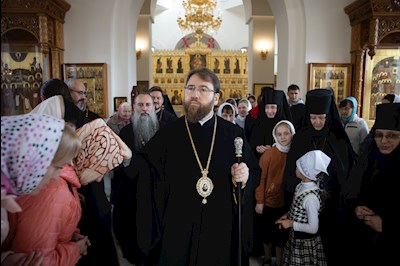 Митрополит Игнатий совершил панихиду в Свято-Алексиевском женском монастыре г. Саратова