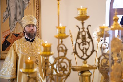 Митрополит Игнатий совершил Божественную литургию в Свято-Никольском храме с. Октябрьский Городок