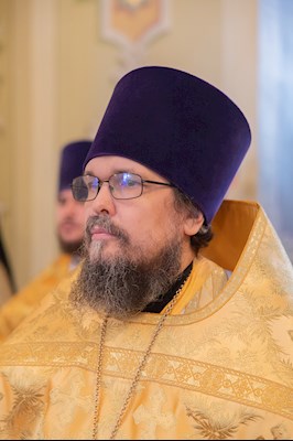 Митрополит Игнатий совершил Божественную литургию в Покровском соборе г. Саратова